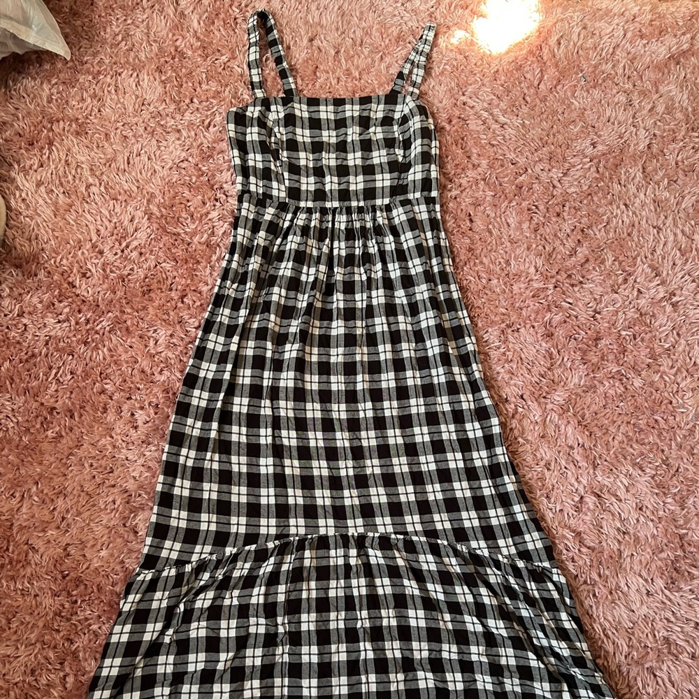 forever21 black and white maxi dress